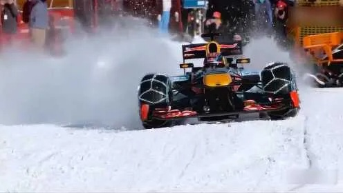 F1赛车手滑雪惊险一幕速度与挑战并存-第1张图片-www.211178.com_果博福布斯